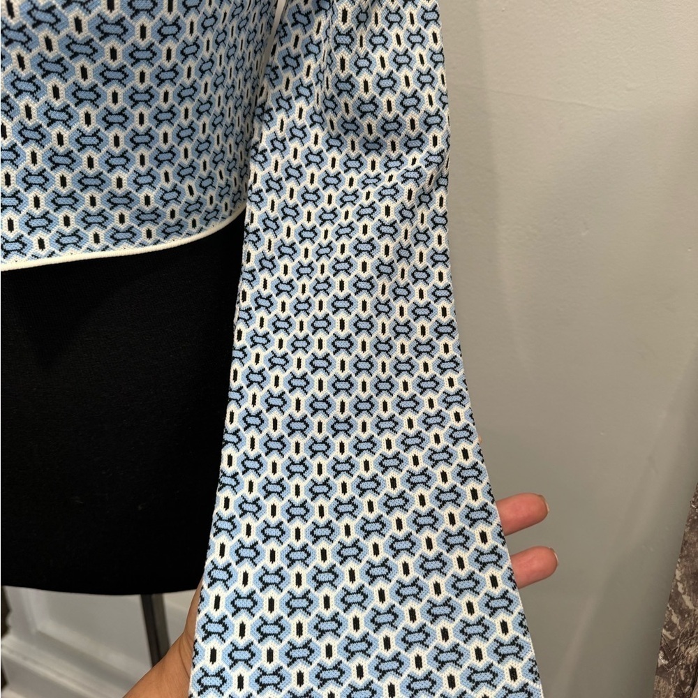 Zara Black and Blue Patterned Knit Top - Picture 6 of 11